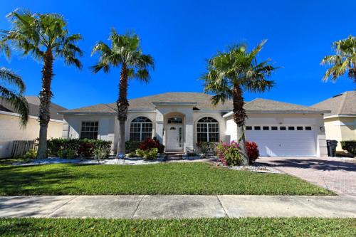 Highlands Reserve Villa | Birkdale Villa #230883