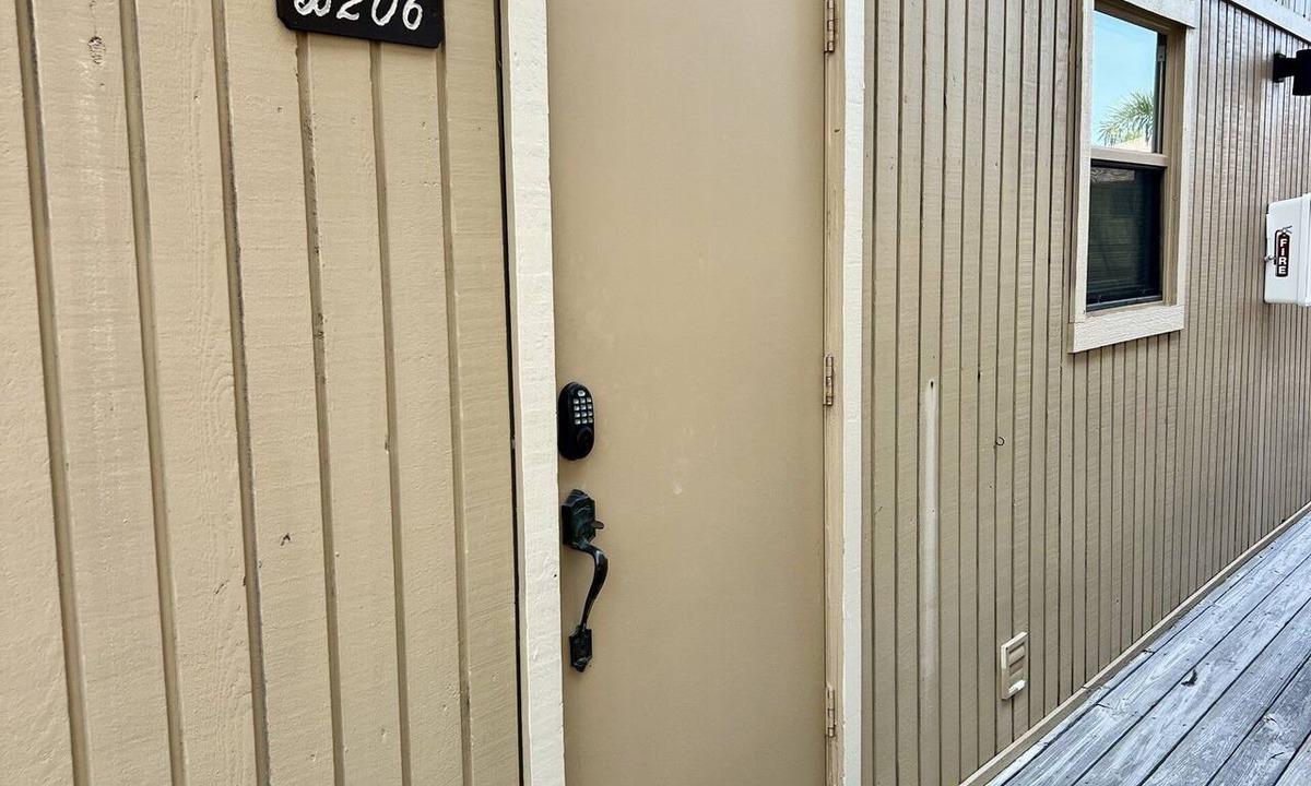 Sanibel Condo | Blind Pass Condos at Bowman's Beach B206 on beautiful Sanibel Island