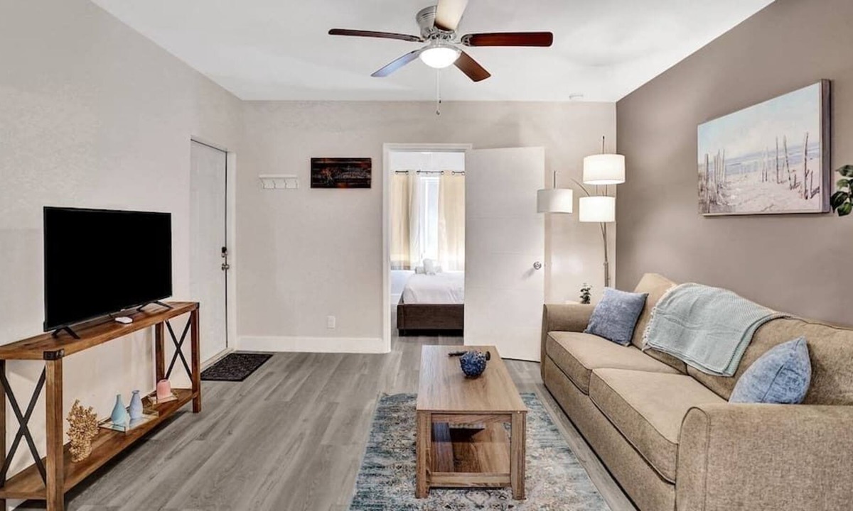 Victoria Park Apartment | ◎Blue Ocean collection◎Trendy Vic Park 1BR 28|3