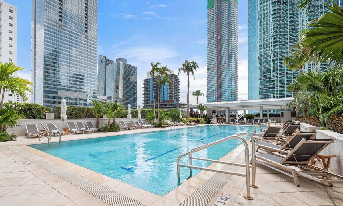 Brickell Apartment | Brickell Arch Sea View Balcony Free Parking by Palermo Home Miami