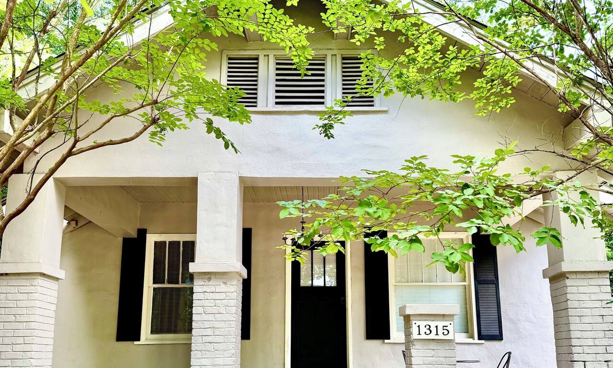 Texarkana House | Bungalow 15