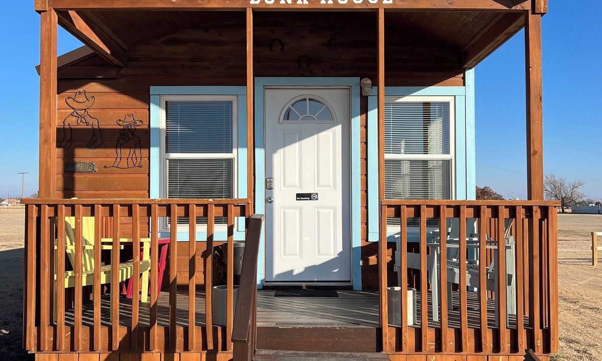 Silverton Cabin | Bunk House Cabin in Silverton Texas