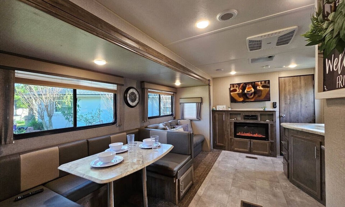 Orlando House | Camper near Theme Parks, Airport, Major Highways