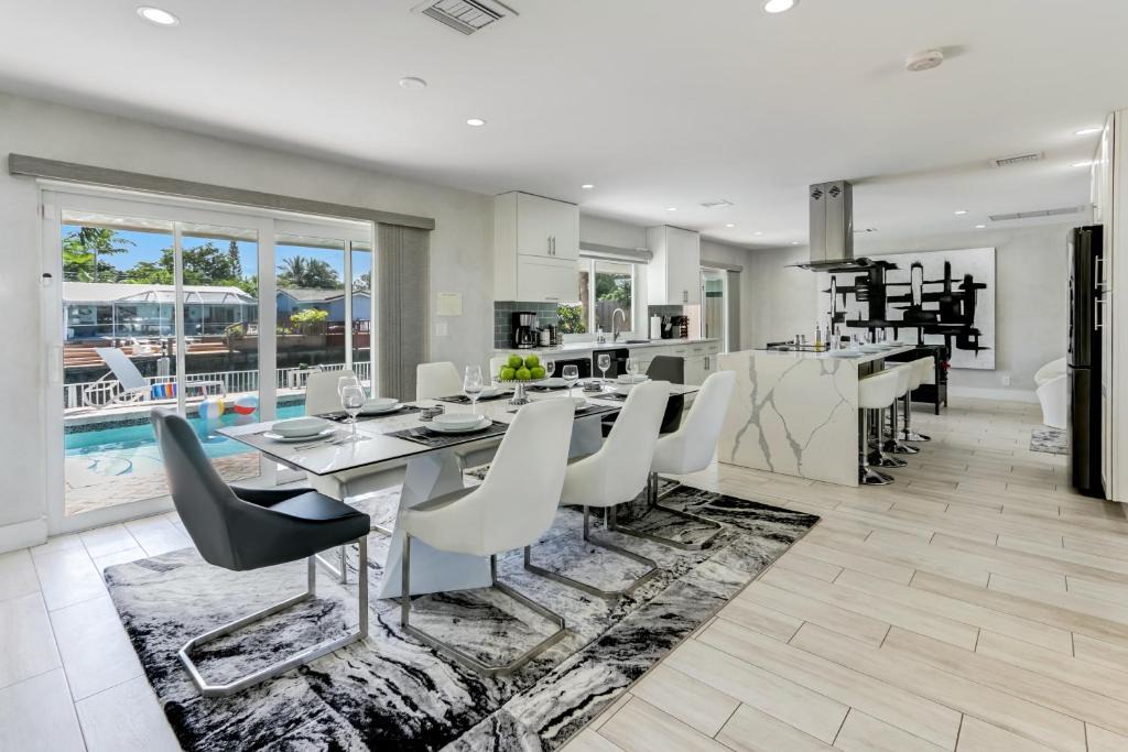 Coral Ridge Isles House | Canal - Water view, private pool, near beach