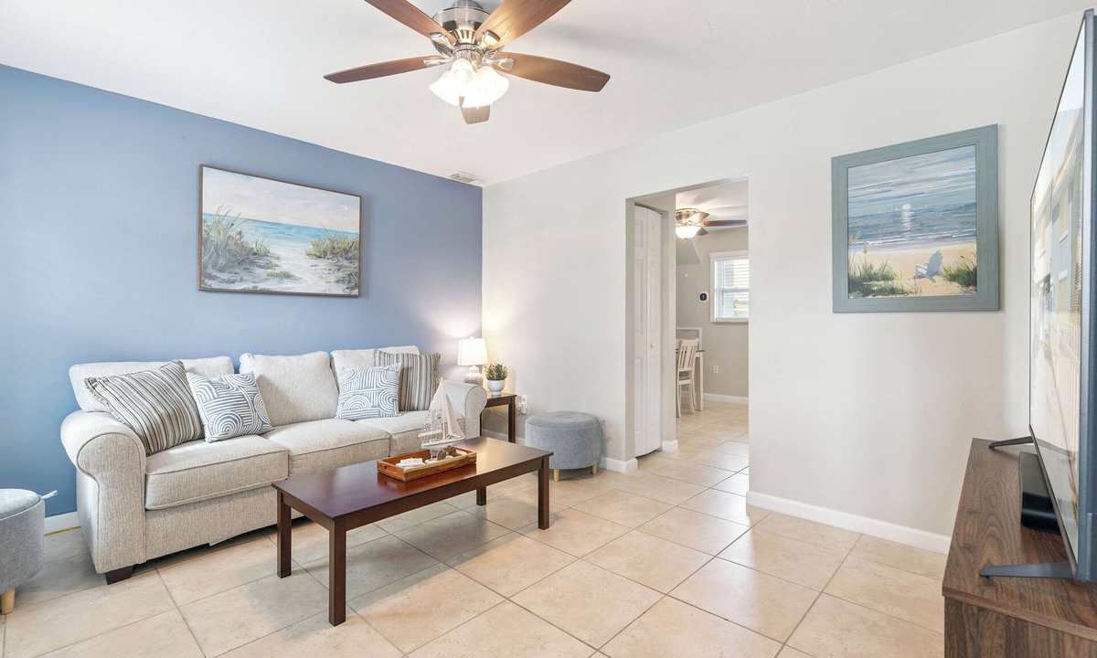 Cape Caneveral Beach Gardens House | Cape Escape: Beachside Townhome, Walk to Beach w/Private Patio & Balcony 🌊