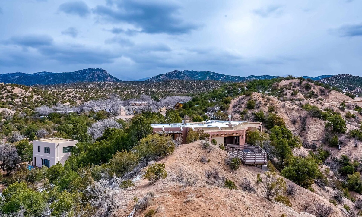 Santa Fe House | Casa del Encanto - 6BR Abobe with Panoramic Views