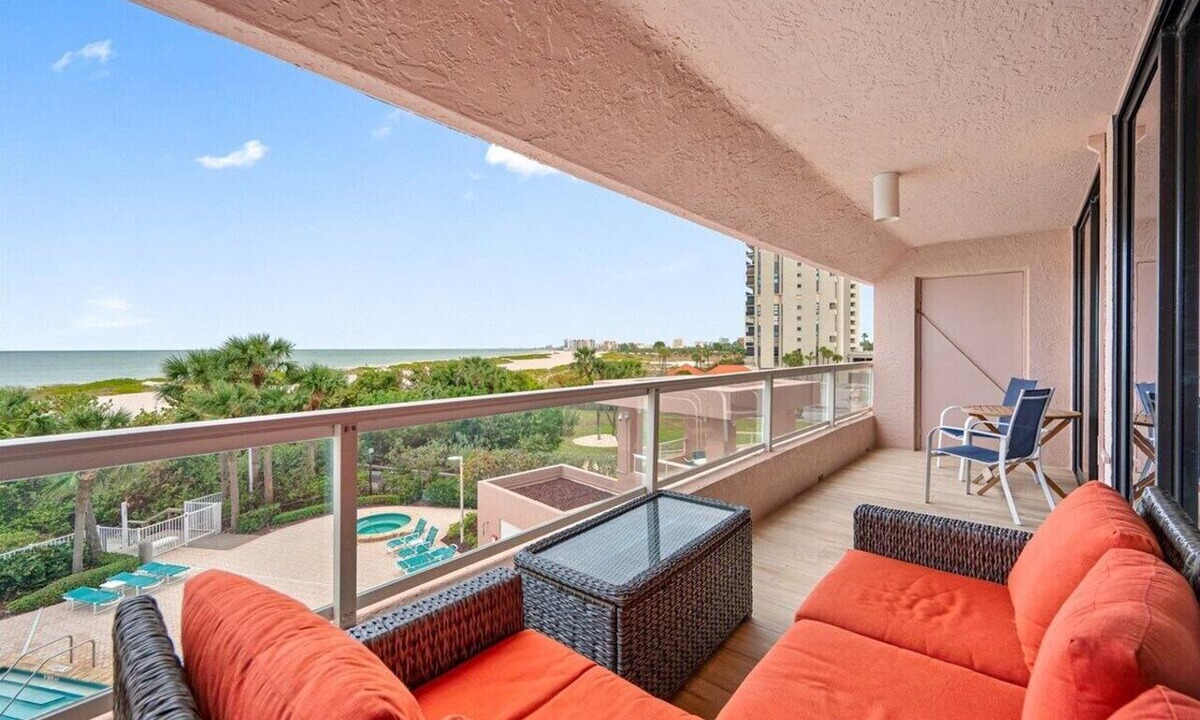 Sand Key Condo | 🌟CBC 2-3C –Beach front/pool/pickleball/gym/sauna/private balcony!