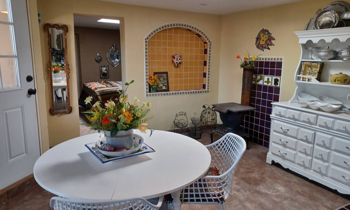 Mesilla Park House | Charming 2-bedroom house with AC, fitness area in wonderful Las Cruces