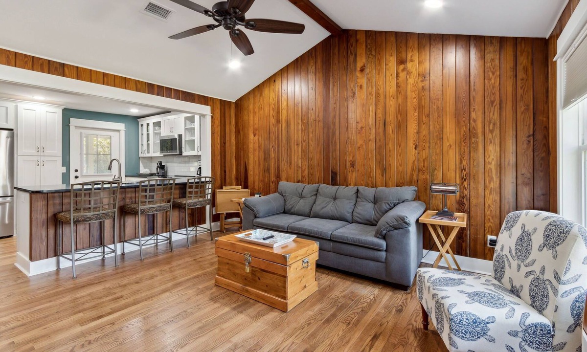 St. Marys House | Charming 2BR home in Saint Marys Historic Downtown: Dining, Shops, Ferry Steps Away
