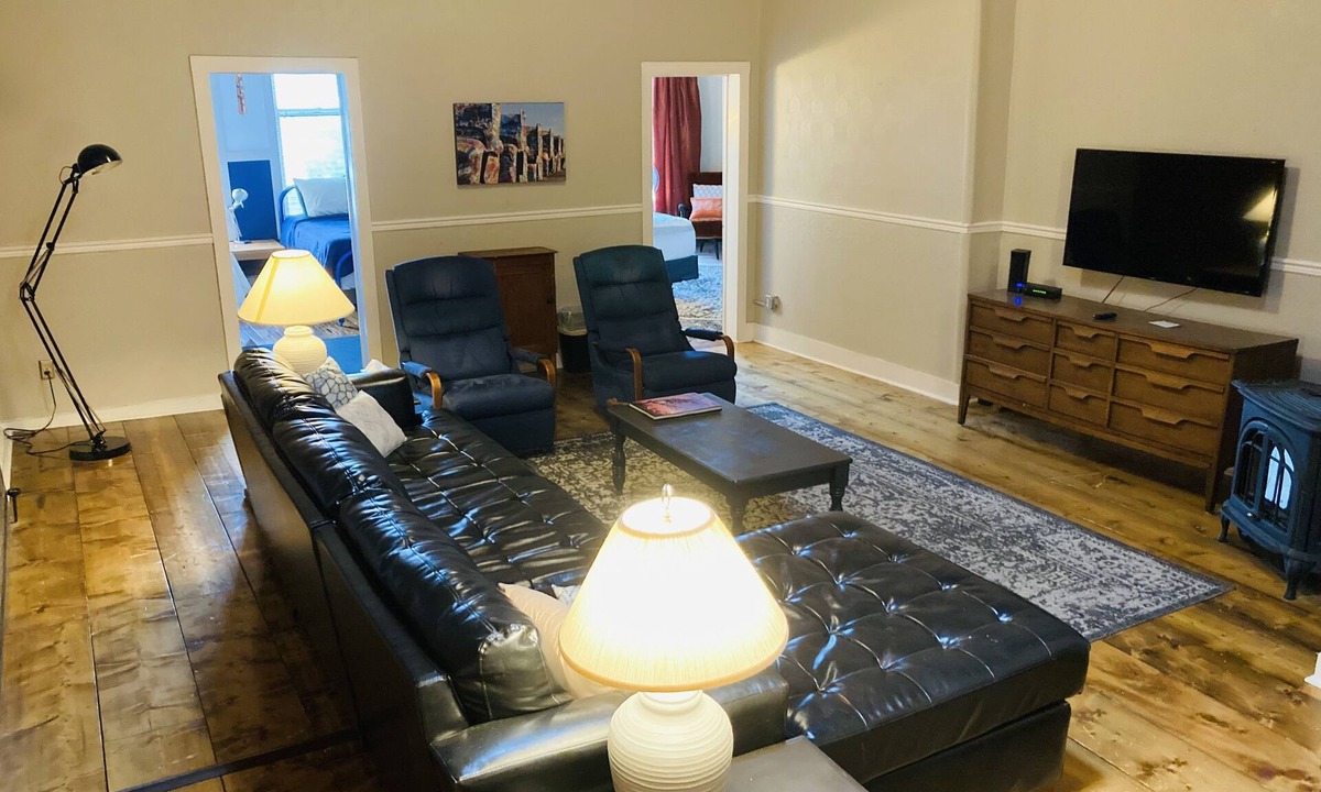 Buena Vista Apartment | Charming historic loft close to restaurants, shopping and Arkansas river!