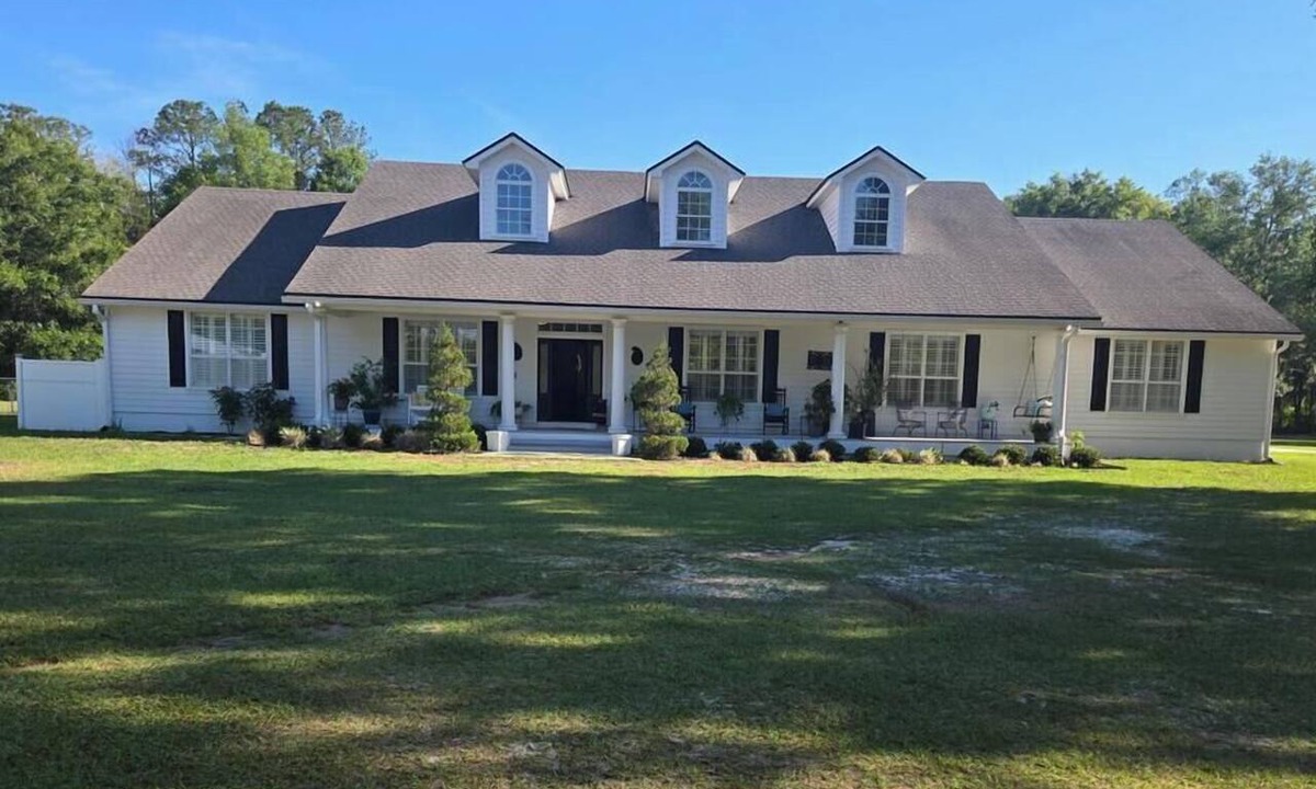 Doctors Inlet House | Charming Southern Country Retreat
