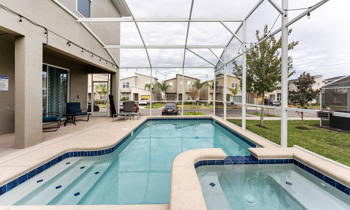 Davenport House | Citrus Splash: Pool & Game Room in ChampionsGate