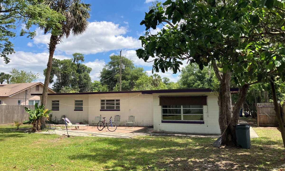 DeLand House | Classic Florida 2-bedroom house with AC in quaint DeLand