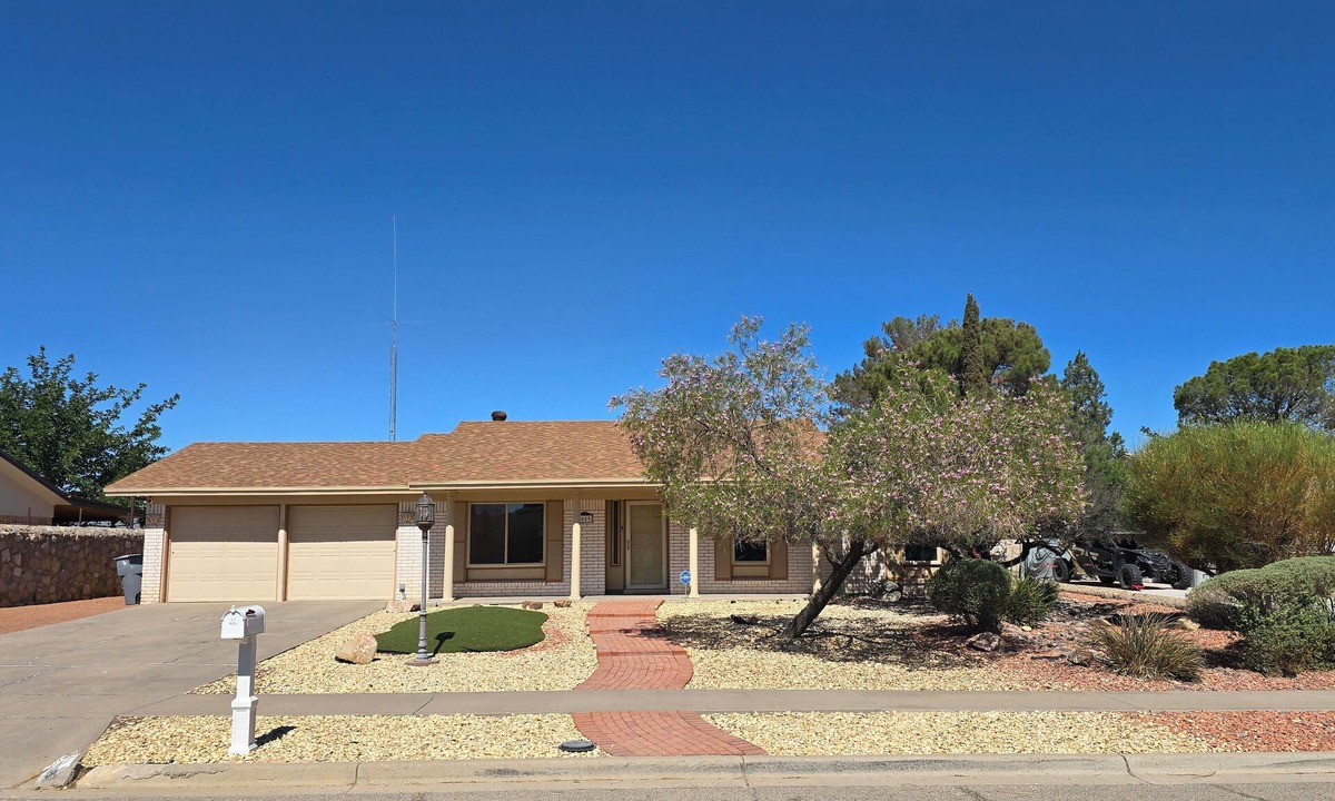 Pebble Hills Park House | Clean, Comfortable Home Away From Home!
