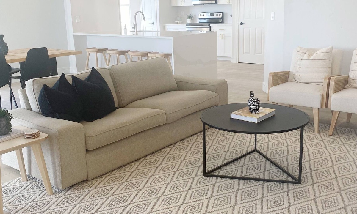 Crown Pointe Villa | Clean, modern, sophisticated finishes---Lakeview Sunsets EVERYNIGHT