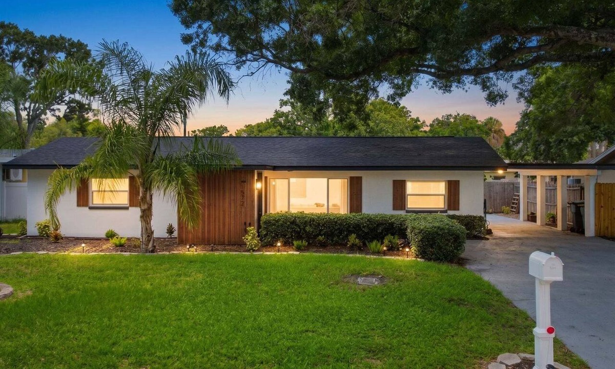 Clearwater House | Clearwater 4BR Pool Home w/Patio, Grill & Games