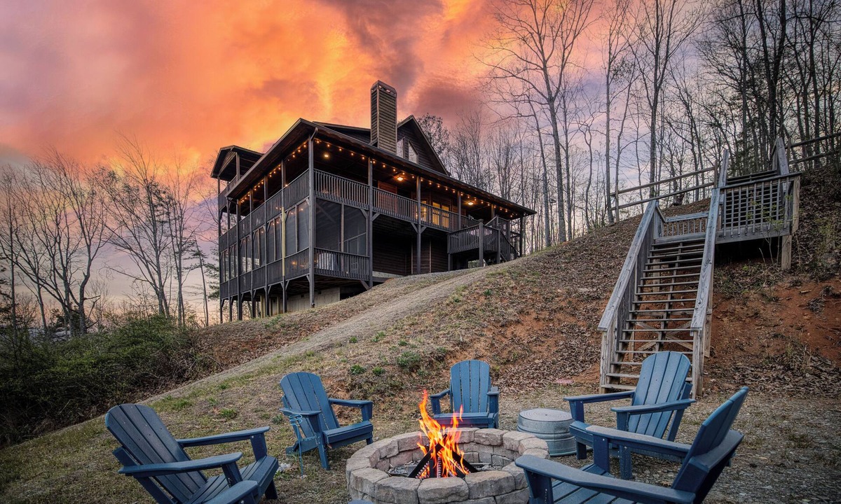 Indian Rock Springs Cabin | Cloud9 Retreat - Murphy, NC - Mountain Views - New Hot Tub