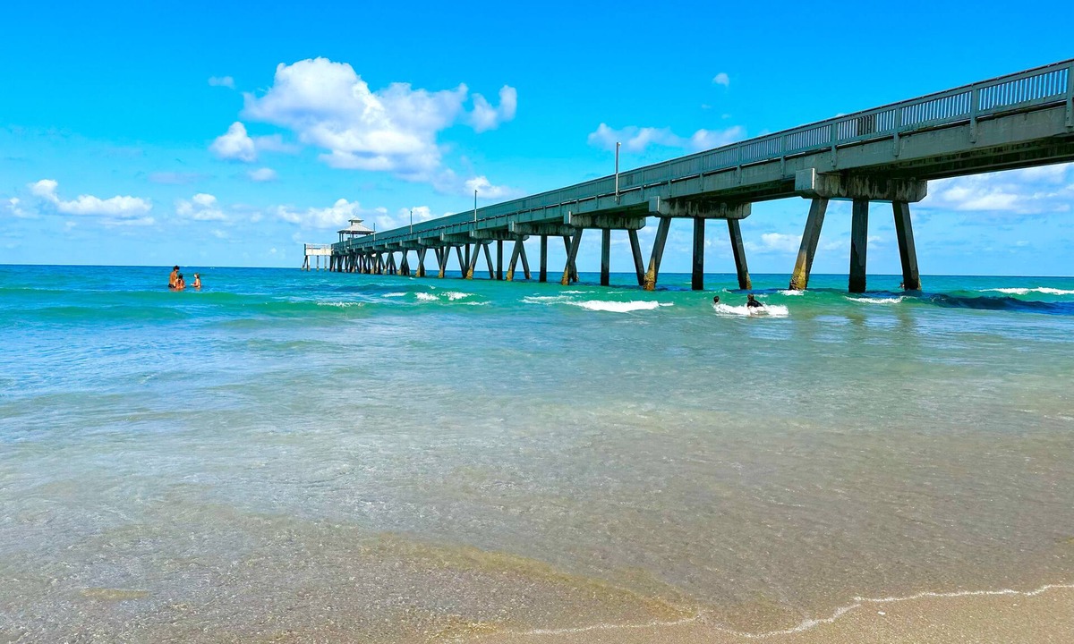 Deerfield Beach Hotel | Club Lux Resort By the Beach