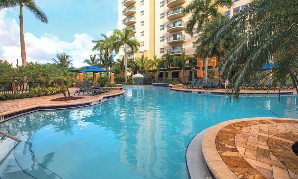Survey Creek Condo | Club Wyndham Palm-Aire 2bedroom 2bath multiple weeks available!