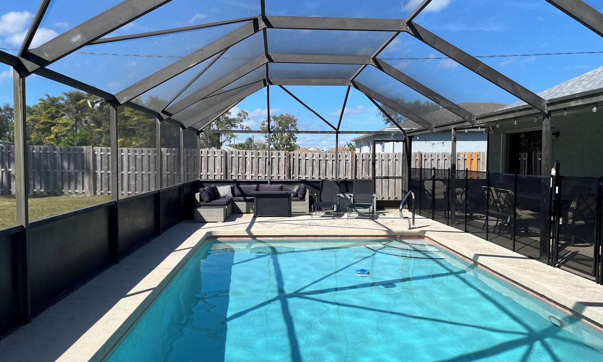 Port Saint Lucie House | Coastal Haven East Port St Lucie Great Location and close to beautiful beaches.