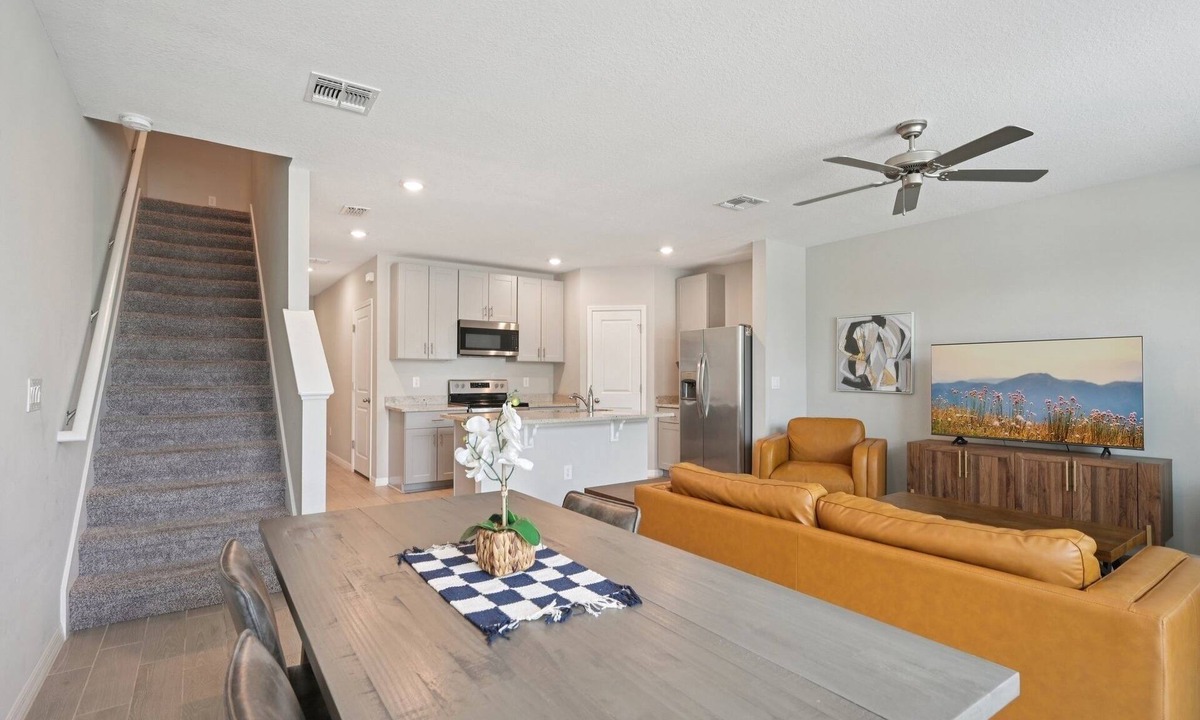Laurel House | Comfortable 3-Bedroom Home – Sleeps 7 – Perfect for Vacation in Nokomis, FL