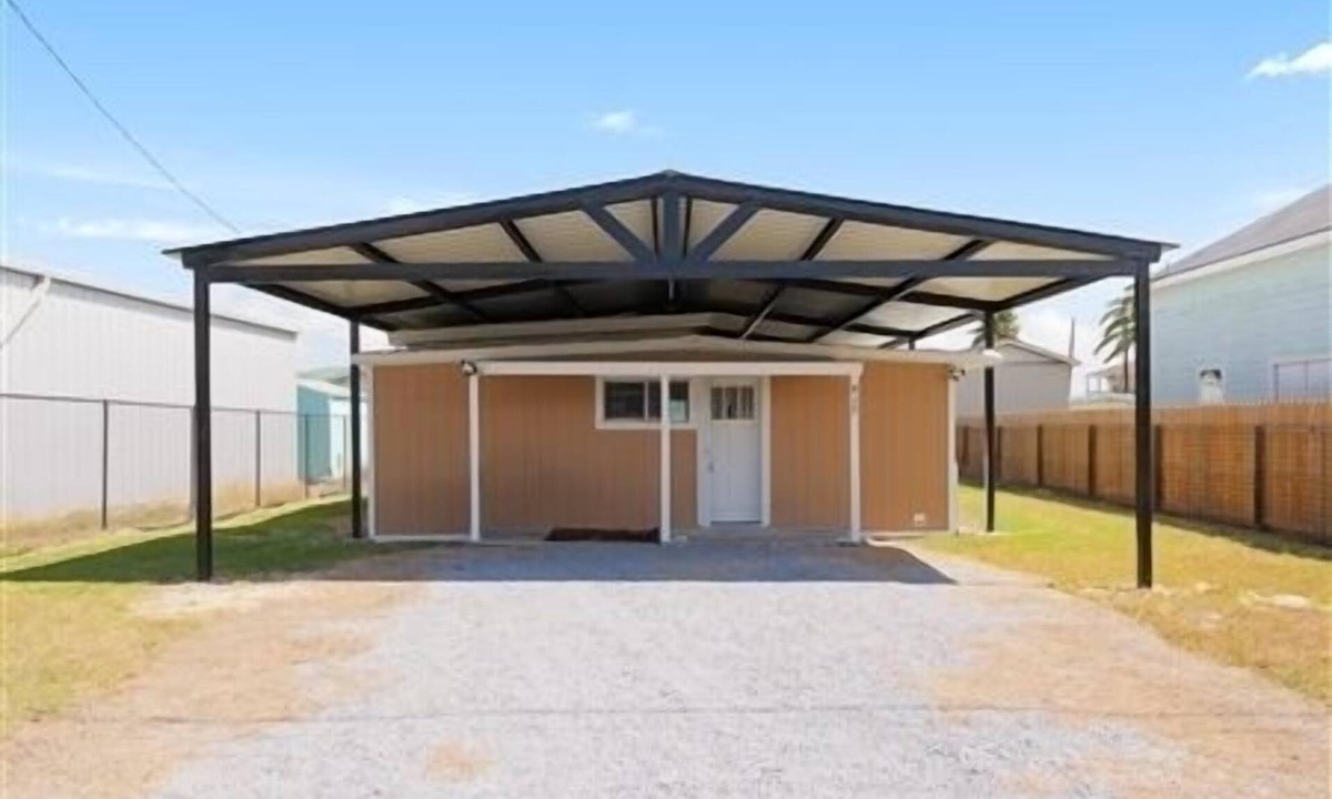Port Mansfield House | Comfortable Casita. 1 Bedroom, 1 Bathroom. Sleeps 3