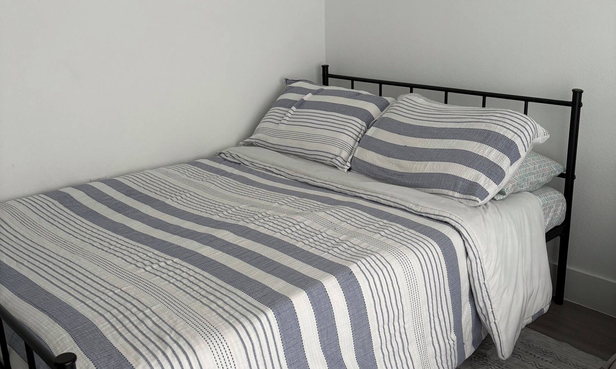 Florida City House | Comfy room near Florida keys and Everglades