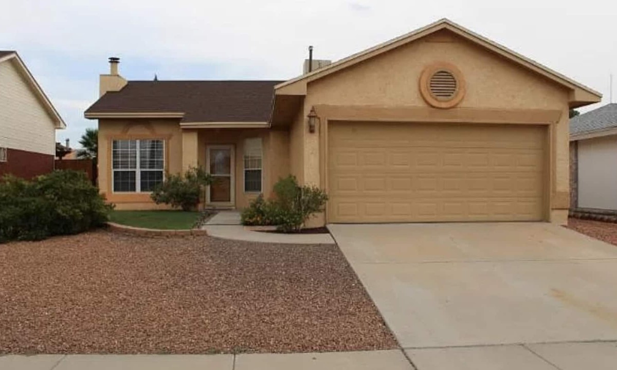 Biggs Field House | Comfy, Spacious 3 bedroom Casita