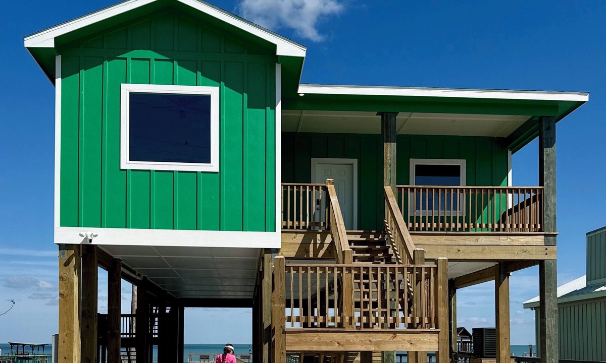 Rockport House | Copano Bay Waterfront Newly Built Modern Home in Rockport with Private Pier