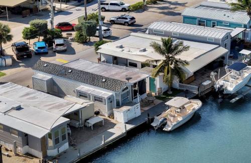 Key Largo House | Coral Dolphin Cottage Waterfront