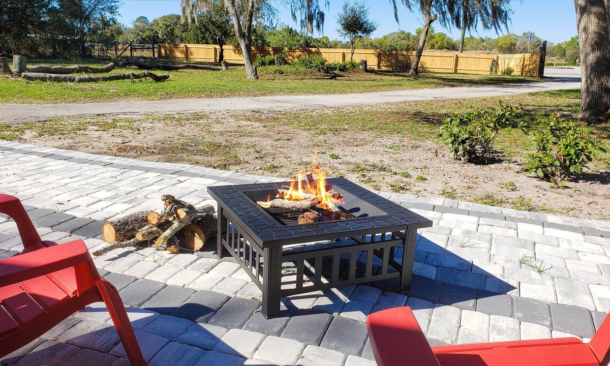 Sanford House | Country Quiet | 1.05 Protected Acres | All-New Interior | Gas Grill & Firepit