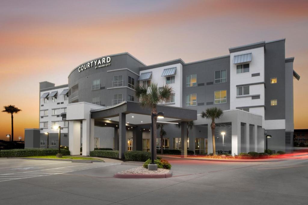 Galveston Hotel | Courtyard by Marriott Galveston Island