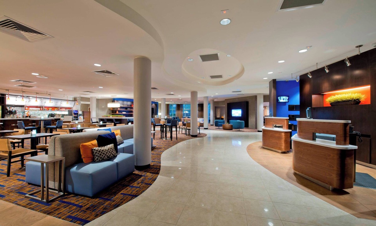 Southside Hotel | Courtyard by Marriott Jacksonville Flagler Center
