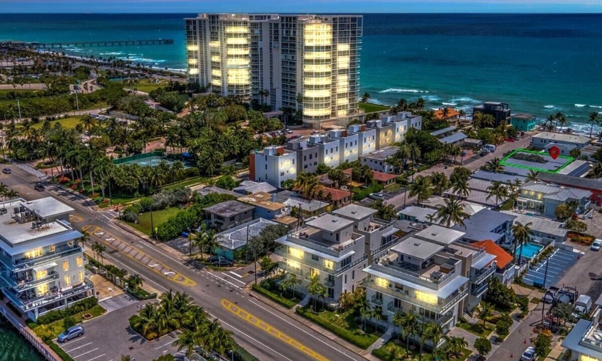 North Beach Apartment | Cozy 1BR Seaside, Steps to Hollywood Beach & More