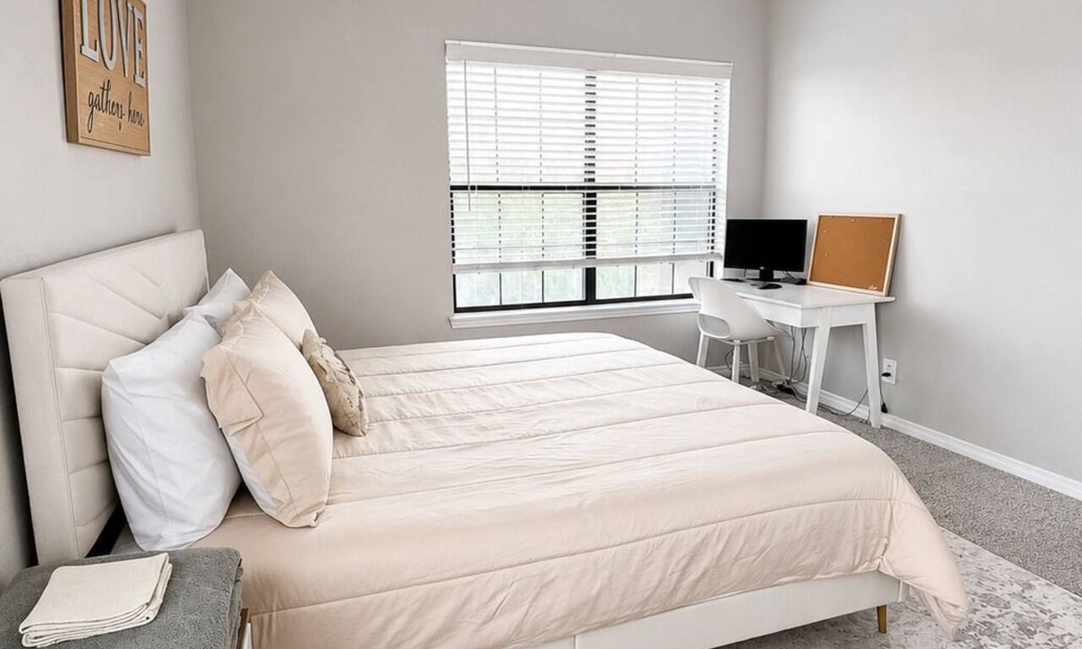 Irving Apartment | Cozy and Peaceful 1-bedroom apartment located near DFW Airport