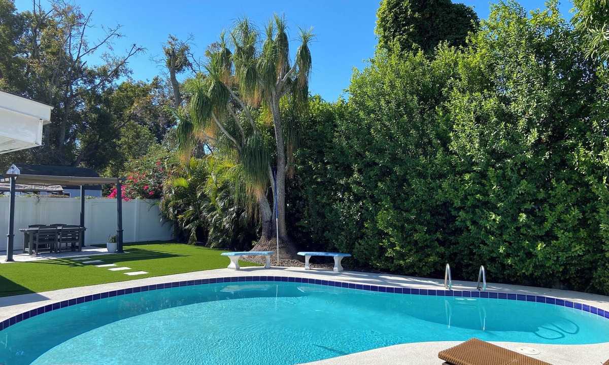 Egypt Lake-Leto House | Cozy Pool Home. 10 min from Bucs Stadium