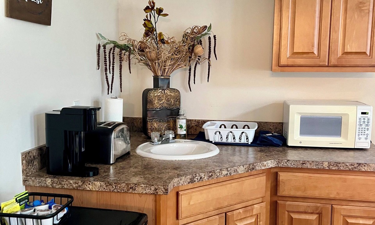 Yulee Apartment | Cozy, Quiet, Comfortable Guest House