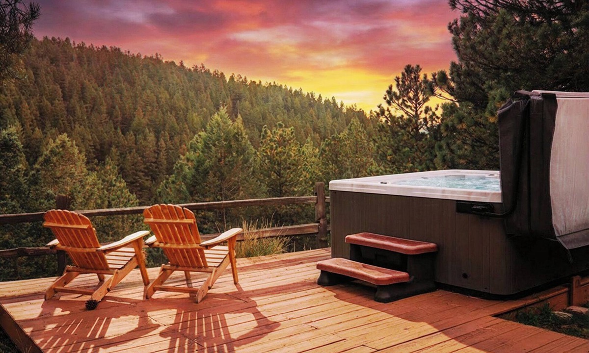 Bailey House | Cozy Retreat with Hot Tub Views and Treehouse