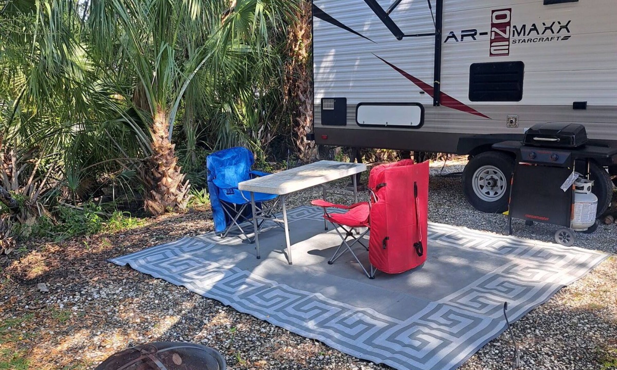 Homosassa House | Cozy River Retreat 2-bedroom RV with AC, in Homosassa Springs , FL Lot D15