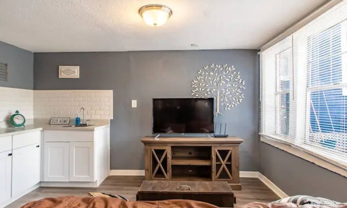 Urban Core Apartment | Cozy Studio at Liberty Park