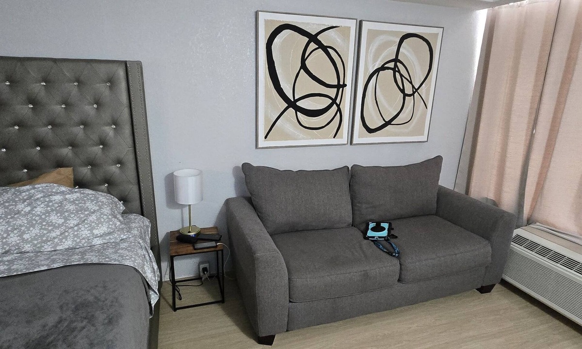 Ortona Park Apartment | Cozy studio in a fantastic Daytona Beach location