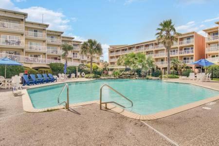 Galveston Hotel | Cozy Value Beach Condo