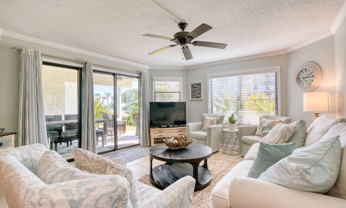 Butler Beach Condo | CRC 2111 - Beautiful First Floor Gold Pool View Condo
