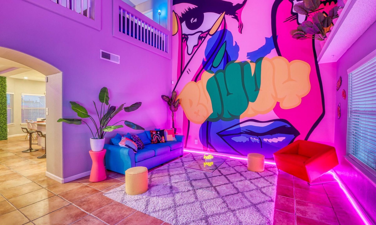 Biggs Field House | Creative Art Space, 5 bedrooms, 3 bathrooms RARE