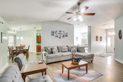 Crestview House | Crestview Family Home: Screened Porch & Games!