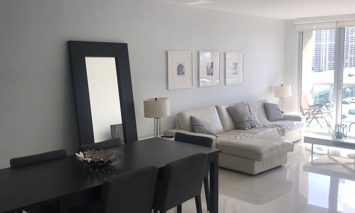 Golden Beach Apartment | Departamento Amplio de 2 Dormitorios, en Sunny Isles Beach Para 6 Personas +bebé