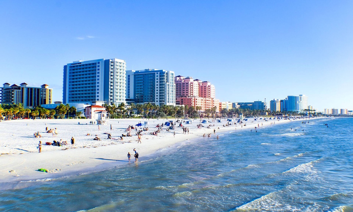 Clearwater Beach Hotel | Devon Shores