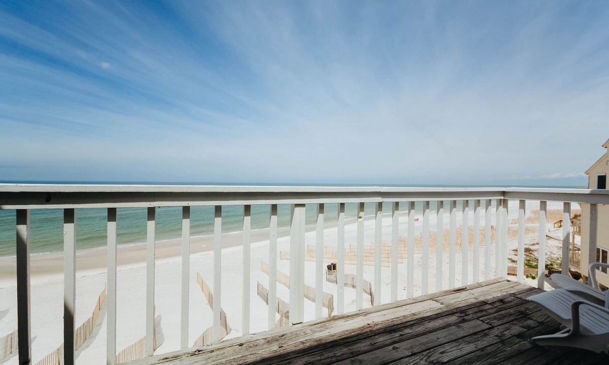 Port St. Joe House | Direct Beachfront, gorgeous sunsets, gated community, north Cape near state park