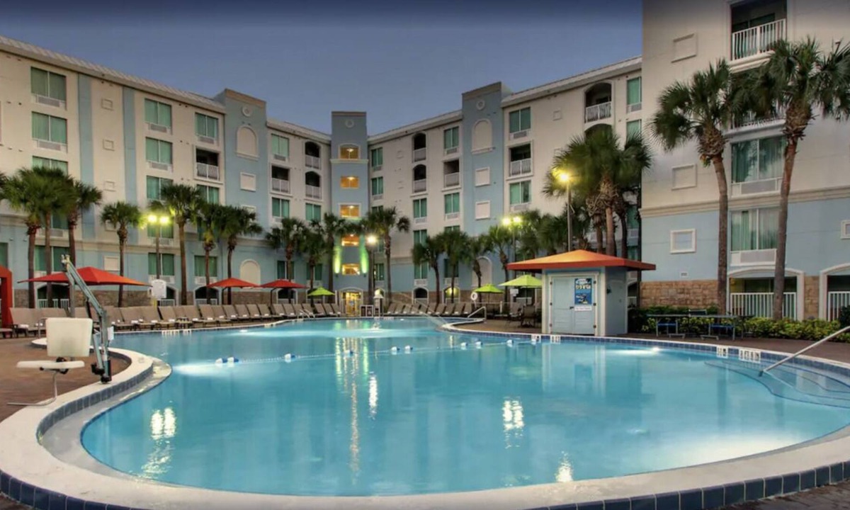 Florida Central Atlantic Coast House | Disney Group Getaway! 4 Amazing Units for 16 Guests, Pool, Many Amenities