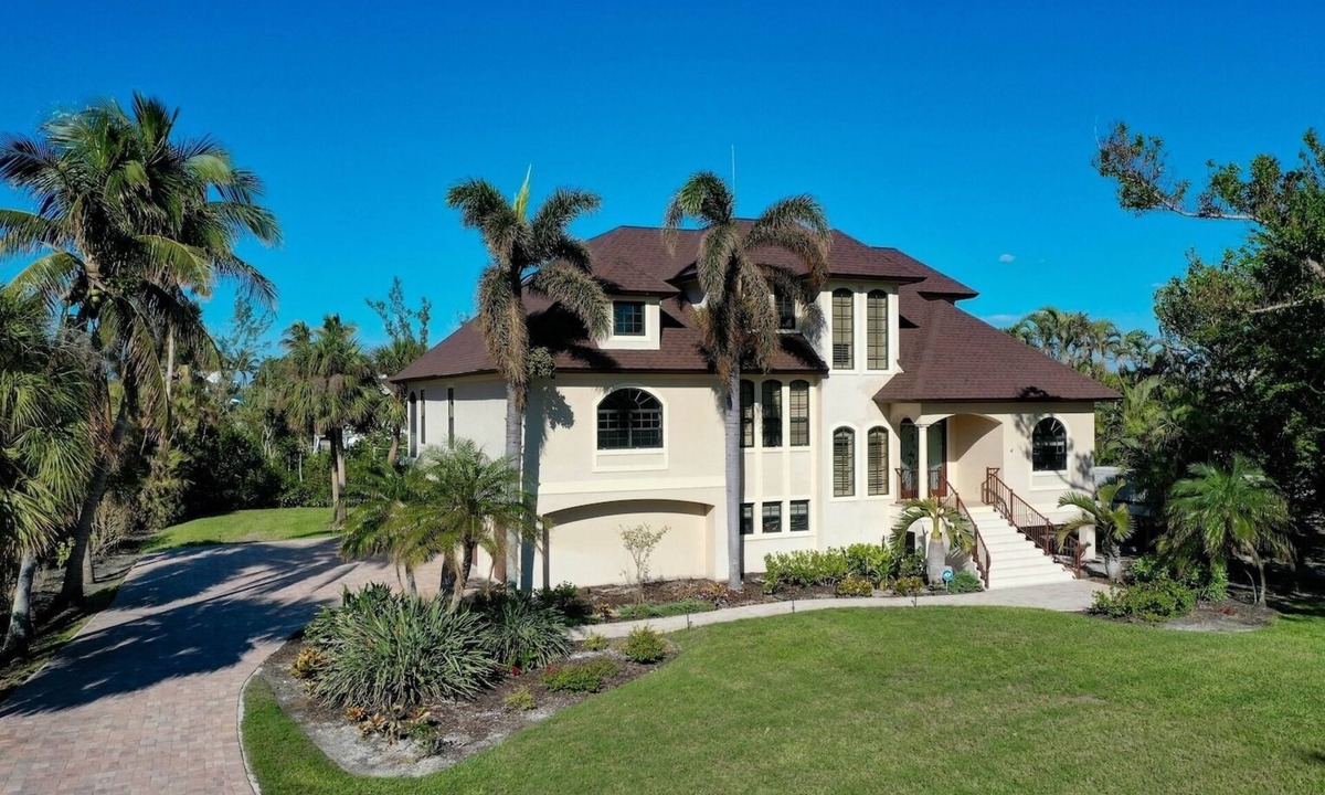 Sanibel House | Dockside Dream at Ding Darling: Pool Home w Dock!